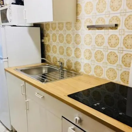 Gongolas Apartment *