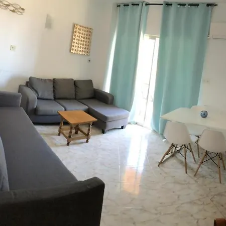 Apartment Gongolas *